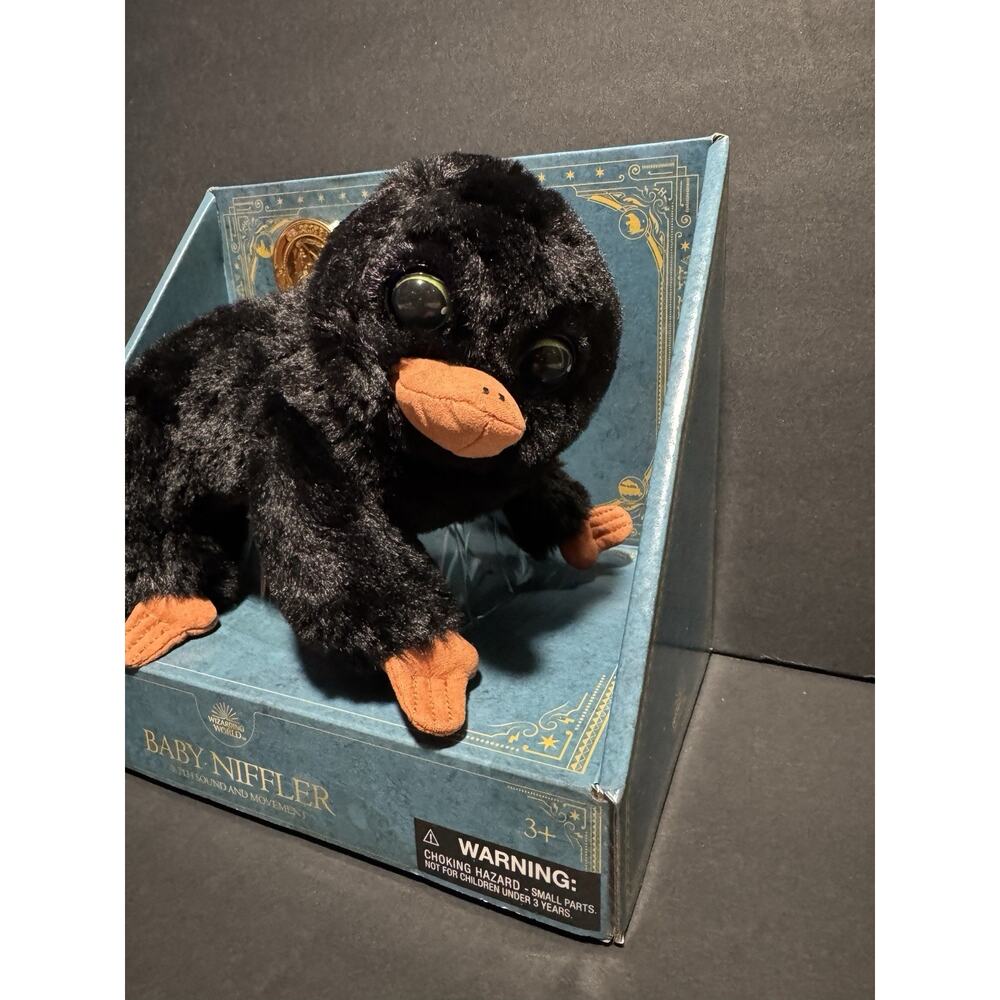 NEW Wizarding World Baby Niffler Shoulder Animatronic Shoulder Plush HP FB